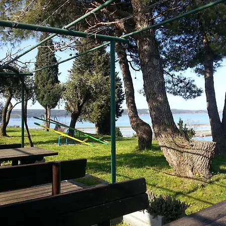 Guest house Forma Viva 2*